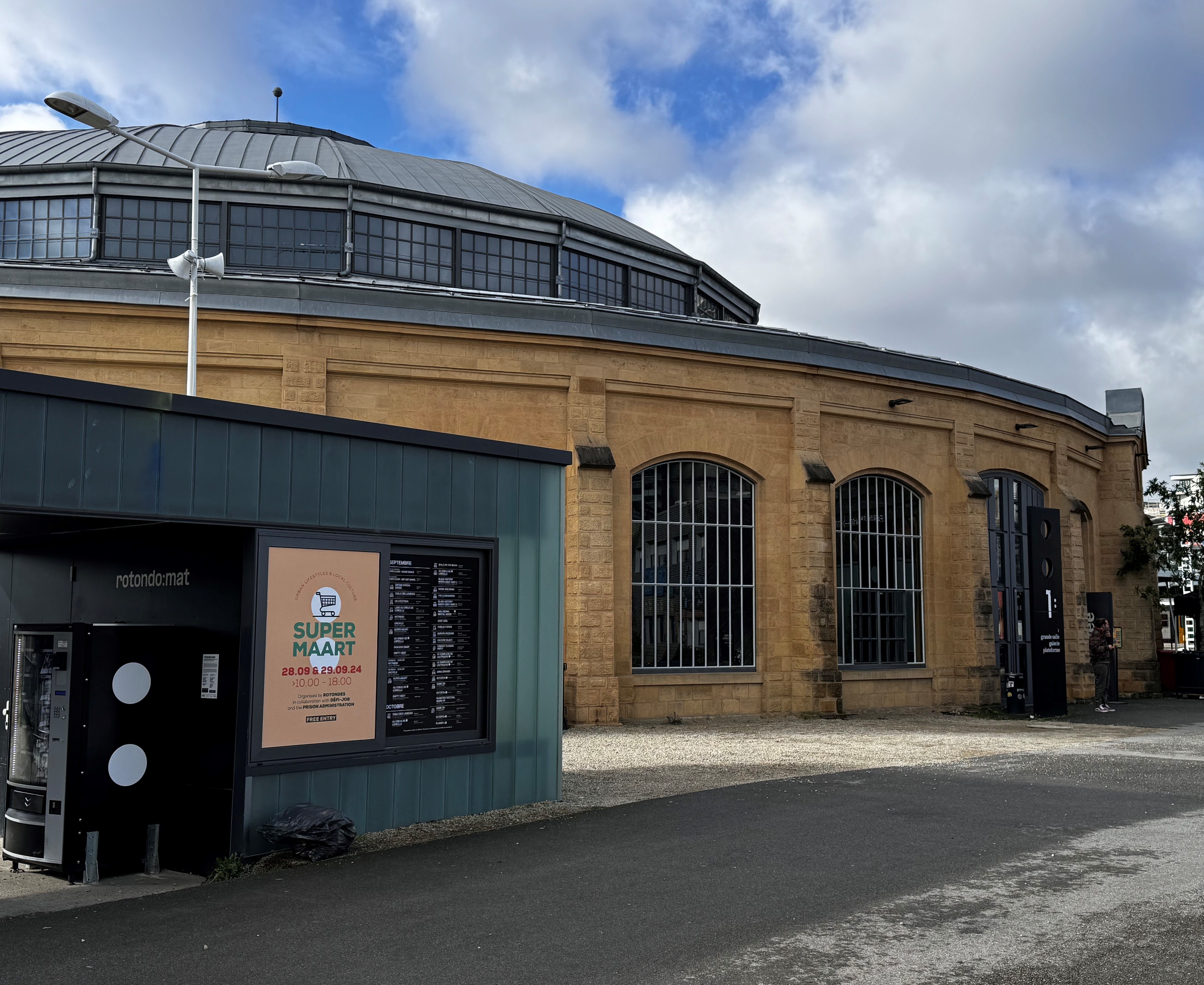 Super Maart aux Rotondes